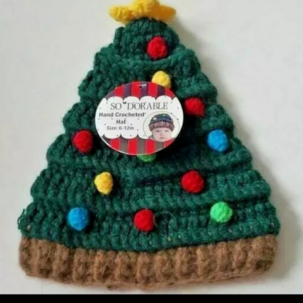 SO DORABLE crochet baby hat for holiday